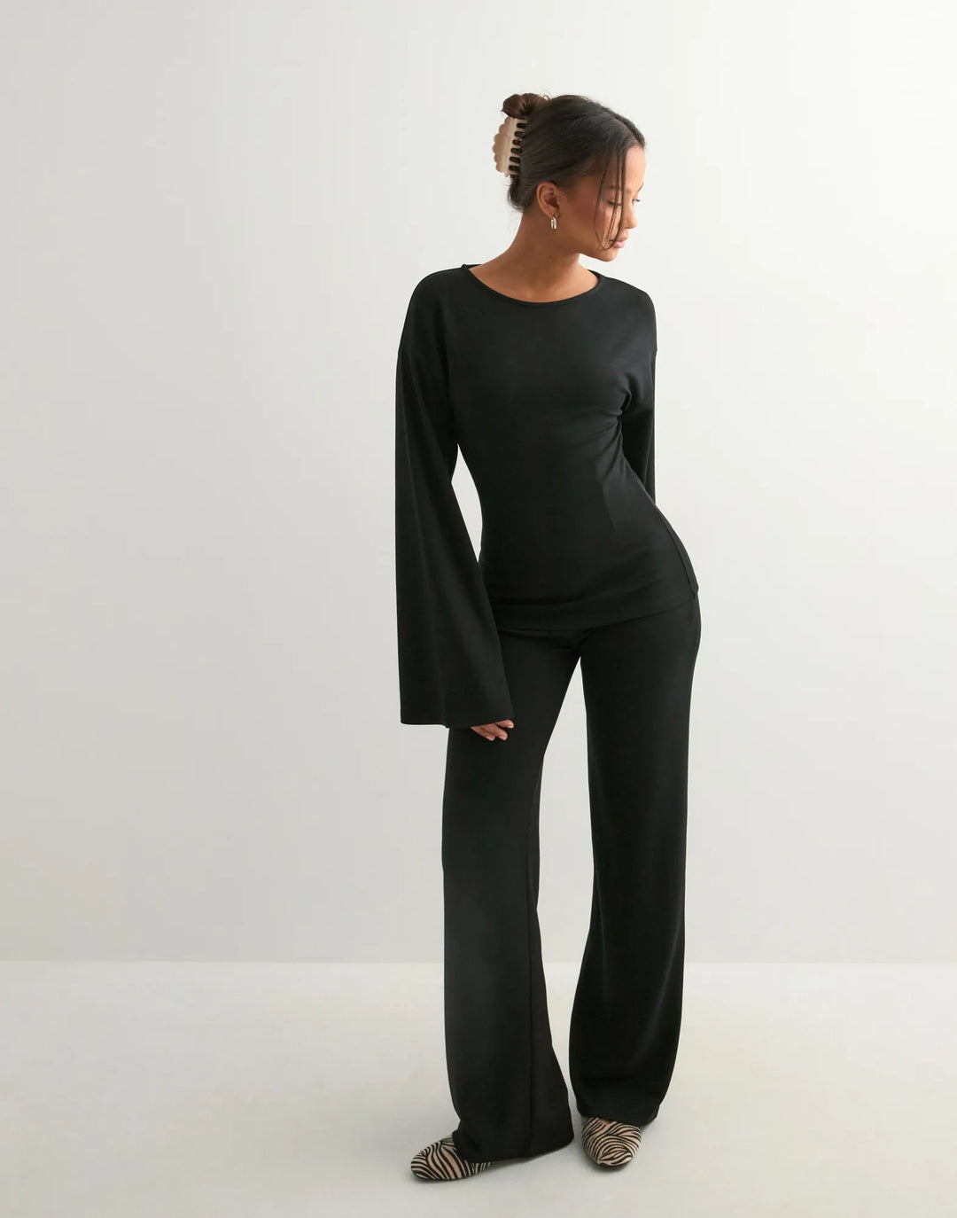 LIVIA | CONJUNTO CHÁNDAL LUJOSO