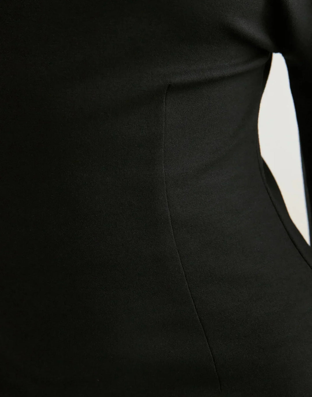 LIVIA | CONJUNTO CHÁNDAL LUJOSO