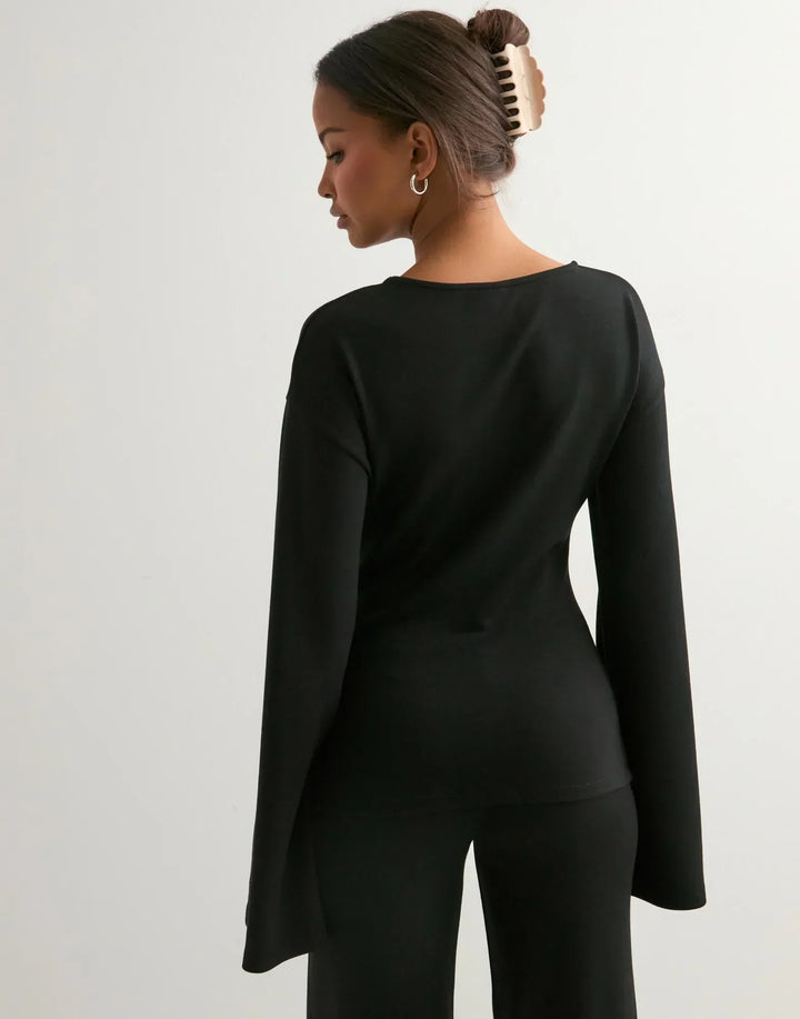 LIVIA | CONJUNTO CHÁNDAL LUJOSO