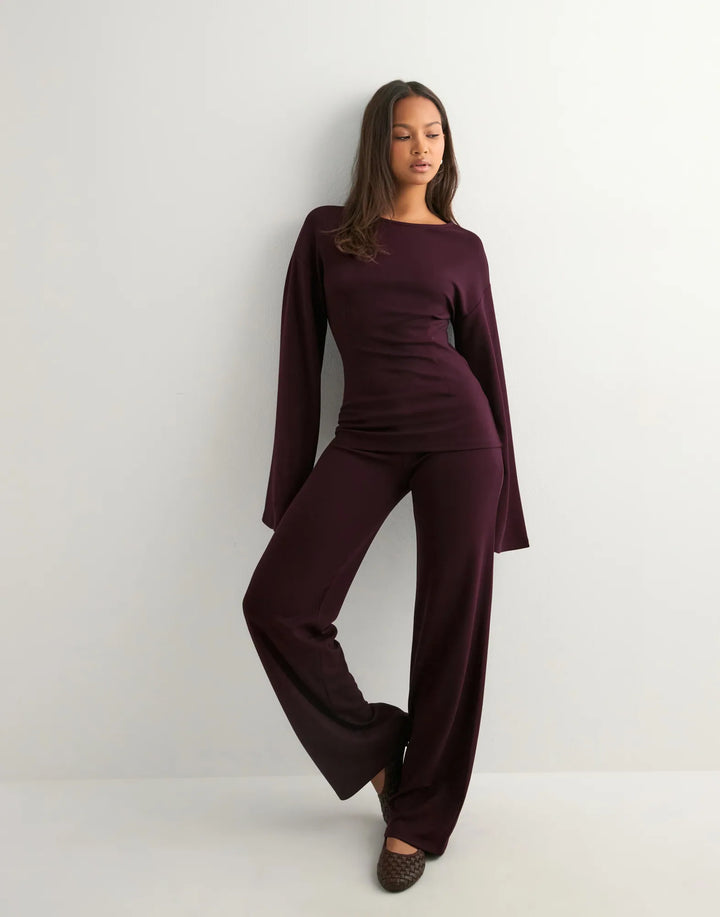 LIVIA | CONJUNTO CHÁNDAL LUJOSO