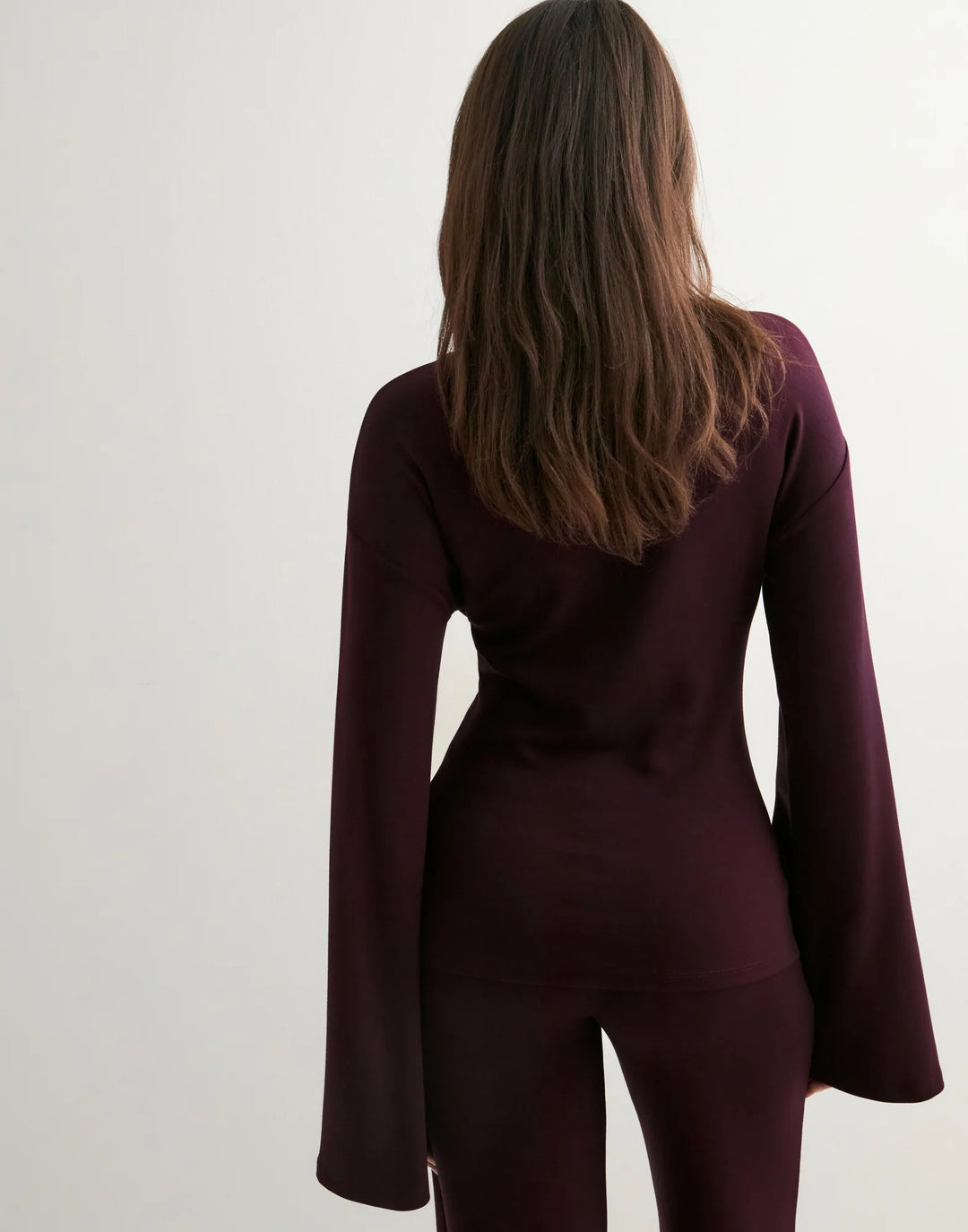 LIVIA | CONJUNTO CHÁNDAL LUJOSO